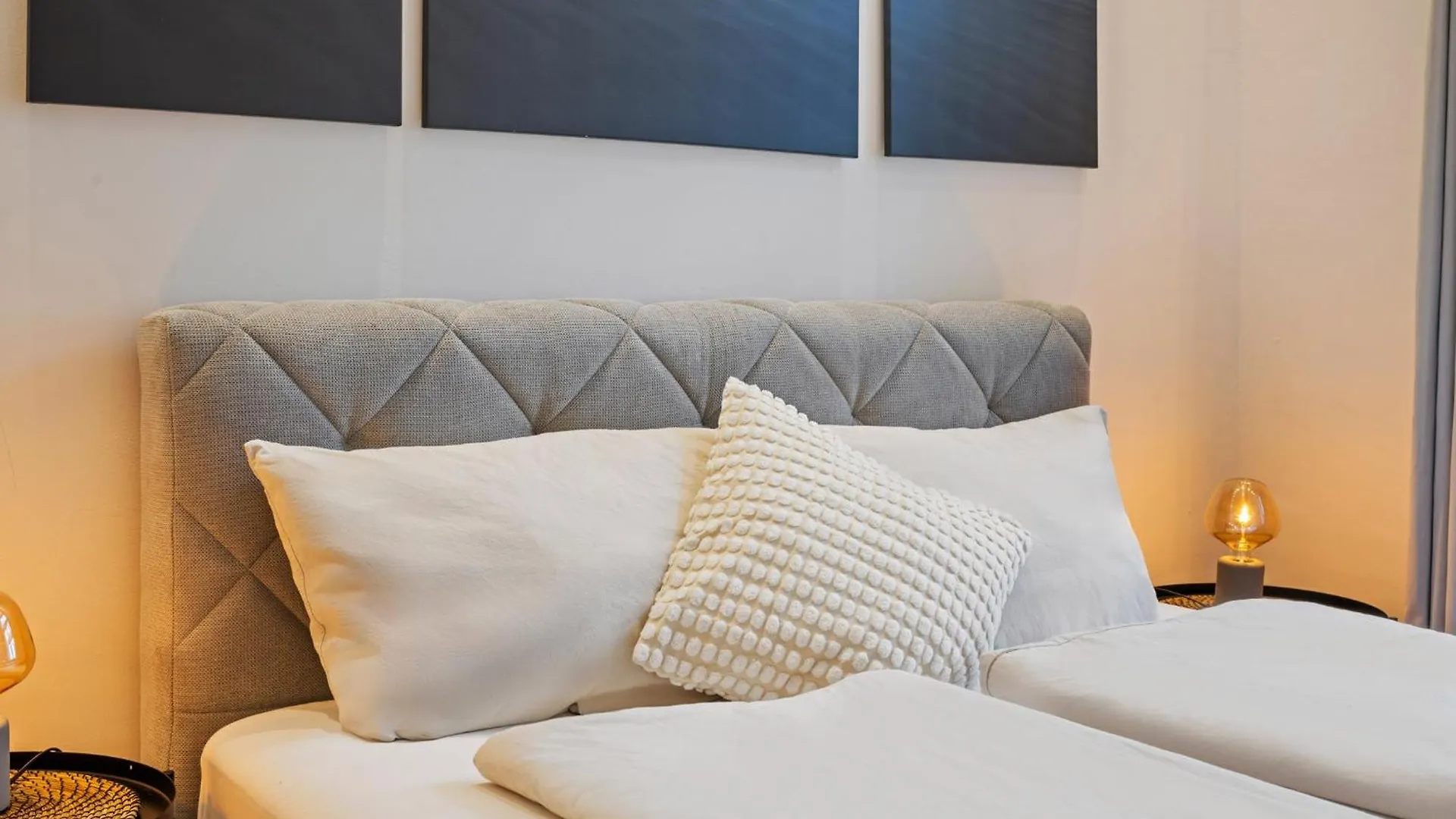 Ferienwohnung Blassdoerfer - Modernes Apartment In Bester Lage Und 93 Qm2 Bad Kissingen